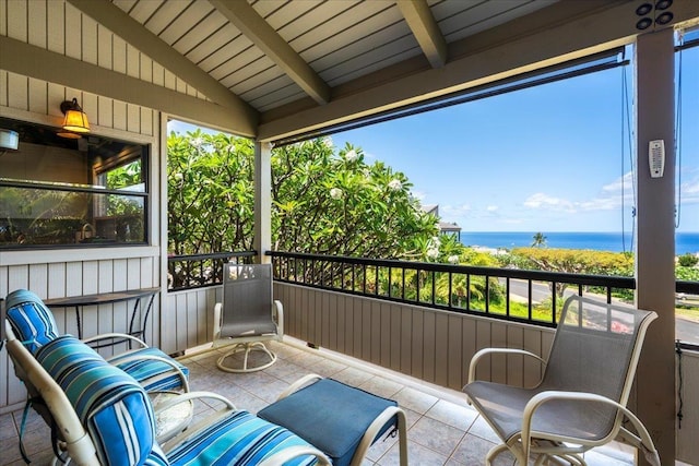 10 Wailea Ekolu Pl Unit 1008, Kihei, HI 96753 - sunroom featuring a water view