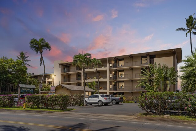 3723 Lower Honoapiilani Rd Unit 302, Lahaina, HI 96761 - view of property with uncovered parking
