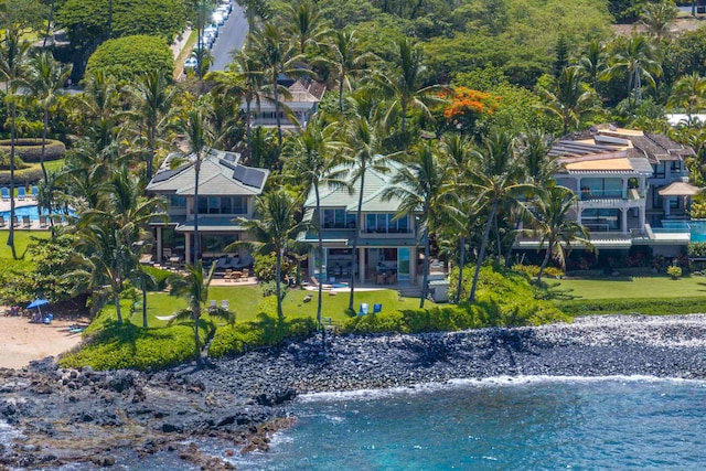 bird's eye view featuring a water view