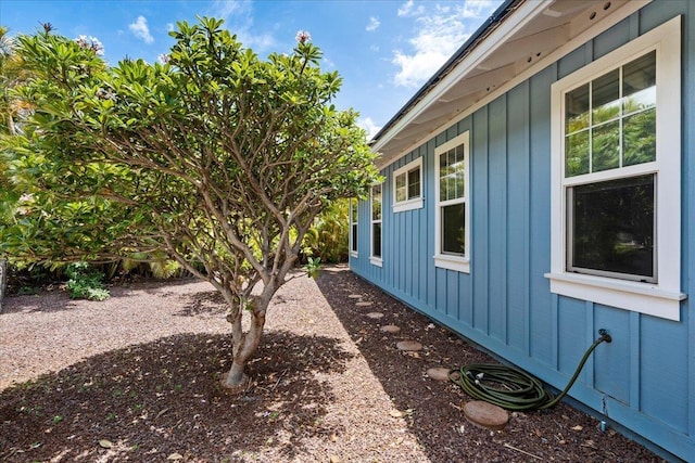 237 Kuli Puu St, Kihei, HI 96753 - view of side of home featuring board and batten siding