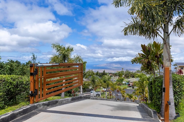 806 Kukia Pl, Kula, HI 96790 - view of gate