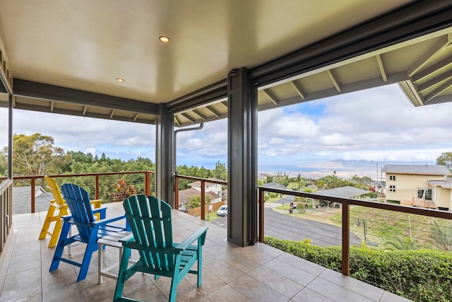 806 Kukia Pl, Kula, HI 96790 - balcony with outdoor dining area