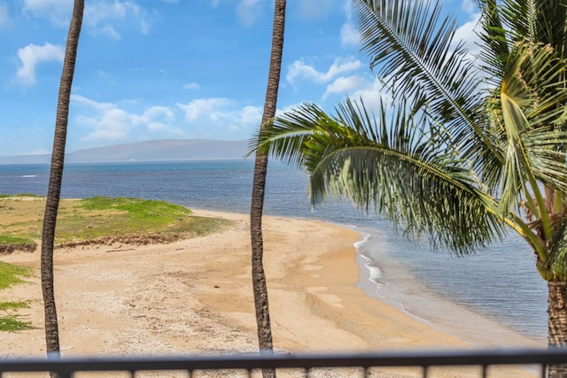 760 S Kihei Rd Unit 419, Kihei, HI 96753 - water view featuring local beach