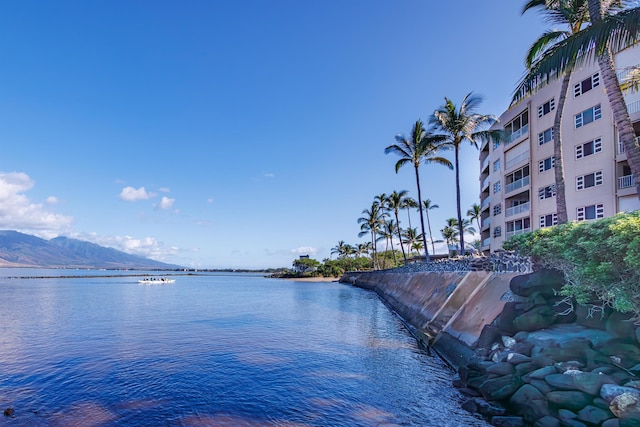 760 S Kihei Rd Unit 419, Kihei, HI 96753 - water view featuring a mountain backdrop