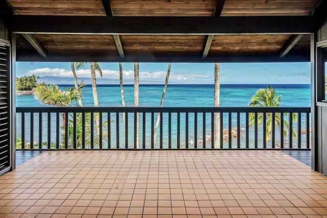 29 Hale Malia Pl, Lahaina, HI 96761 - unfurnished sunroom featuring a water view and beamed ceiling