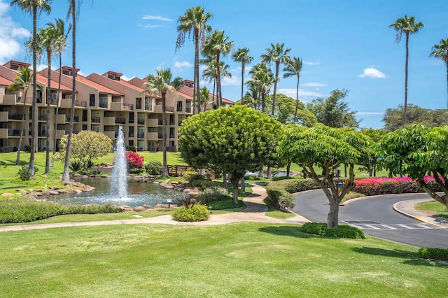 2695 S Kihei Rd Unit 1204, Kihei, HI 96753 - surrounding community featuring a yard and a water view