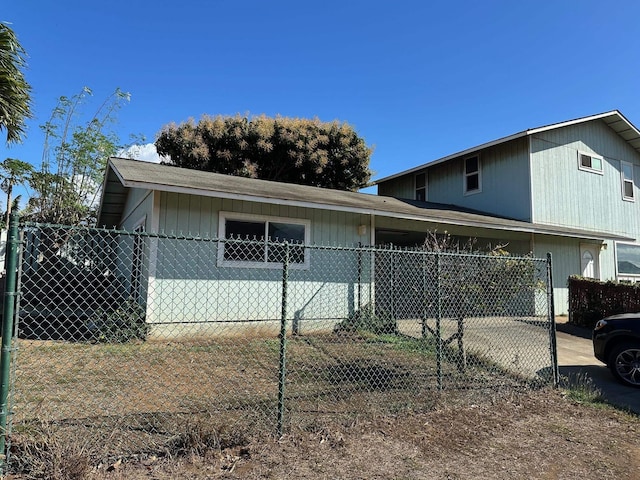 view of home's exterior