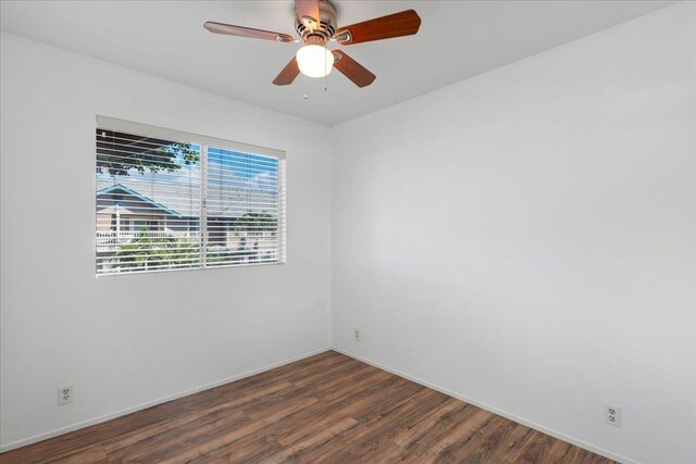 entryway featuring ceiling fan, cooling unit, wood-type flooring, and a wall mounted air conditioner