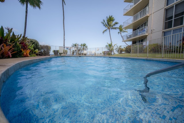 2450 S Kihei Rd Unit 506, Kihei, HI 96753 - view of community pool