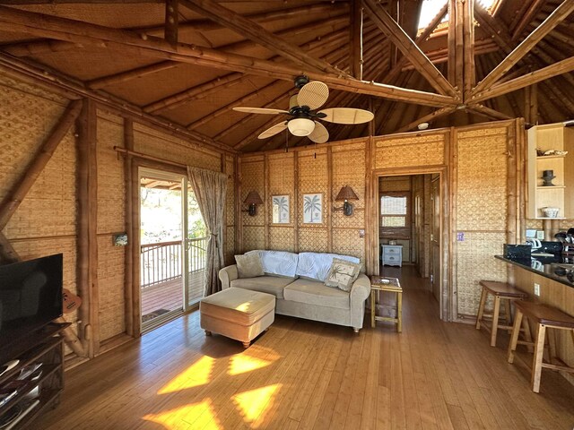 country-style home featuring a porch and a rural view