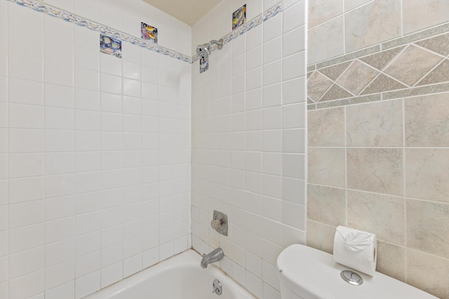 3676 Lower Honoapiilani Rd Unit G302, Lahaina, HI 96761 - bathroom with toilet and  shower combination