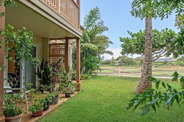 40 Halili Ln Unit 4D, Kihei, HI 96753 - view of grassy yard with stairway
