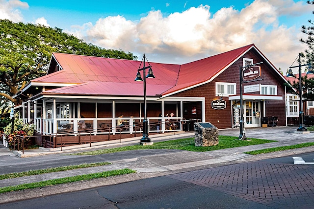 view of front of house with metal roof