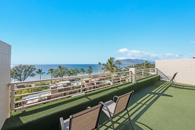 2385 S Kihei Rd Unit 306, Kihei, HI 96753 - view of patio / terrace featuring a water and mountain view and a balcony