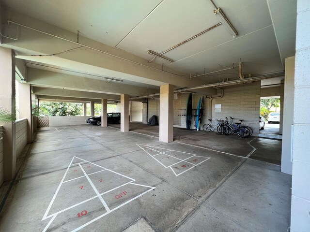 2385 S Kihei Rd Unit 306, Kihei, HI 96753 - view of garage