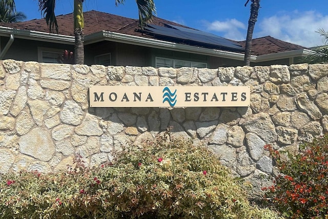 view of community / neighborhood sign