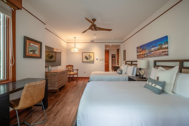 3800 Wailea Alanui Dr Unit B-102, Kihei, HI 96753 - bedroom featuring wood finished floors and baseboards
