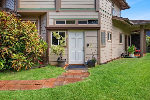 140 Kahana Ridge Dr, Lahaina, HI 96761 - entrance to property with a yard