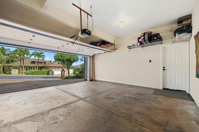 140 Kahana Ridge Dr, Lahaina, HI 96761 - garage with a garage door opener