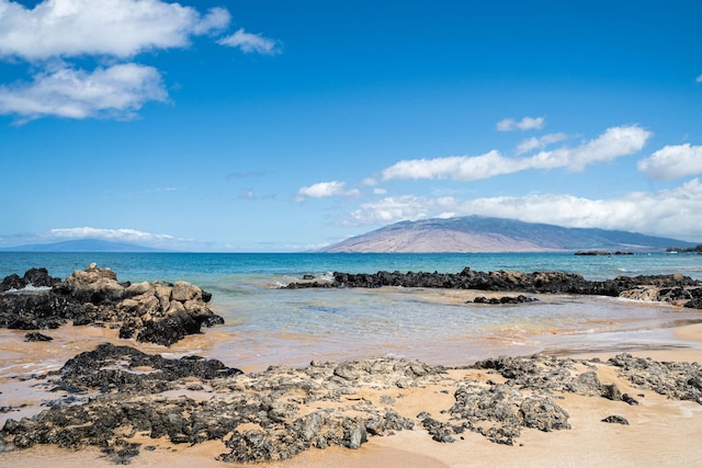 2653 S Kihei Rd Unit 306, Kihei, HI 96753 - water view with a mountain backdrop