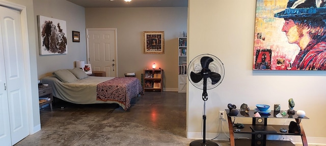 516 Polulani Dr, Wailuku, HI 96793 - bedroom with concrete flooring