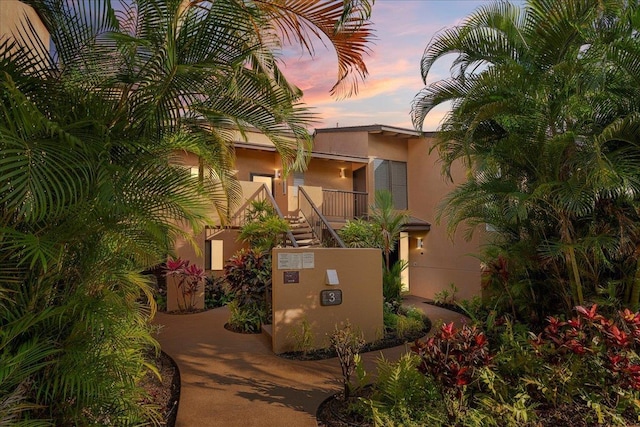 3300 Wailea Alanui St Unit 3A, Kihei, HI 96753 - view of front of property featuring stucco siding