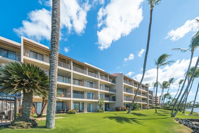 100 Hauoli St Unit 303, Wailuku, HI 96793 - view of apartment building / complex