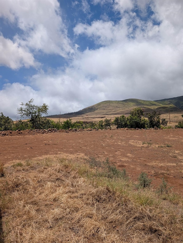 555 Hokiokio Rd, Lahaina, HI 96761