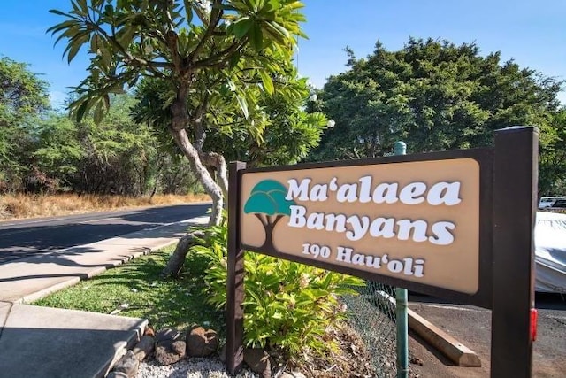 190 Hauoli St Unit 220, Wailuku, HI 96793 - view of community / neighborhood sign