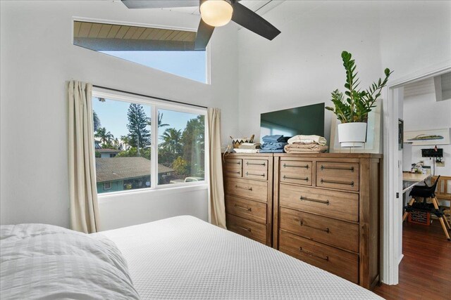 bedroom featuring wood finished floors and ceiling fan