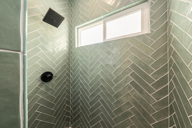 details with a tile shower