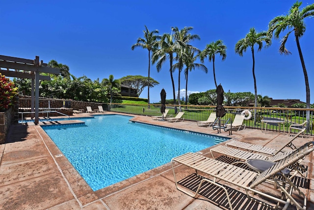 view of swimming pool featuring a patio