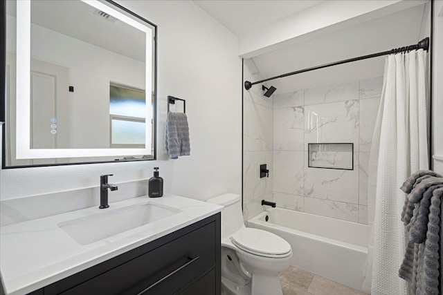 33 Hoku Pl, Paia, HI 96779 - full bathroom featuring toilet, vanity, and shower / bath combination with curtain