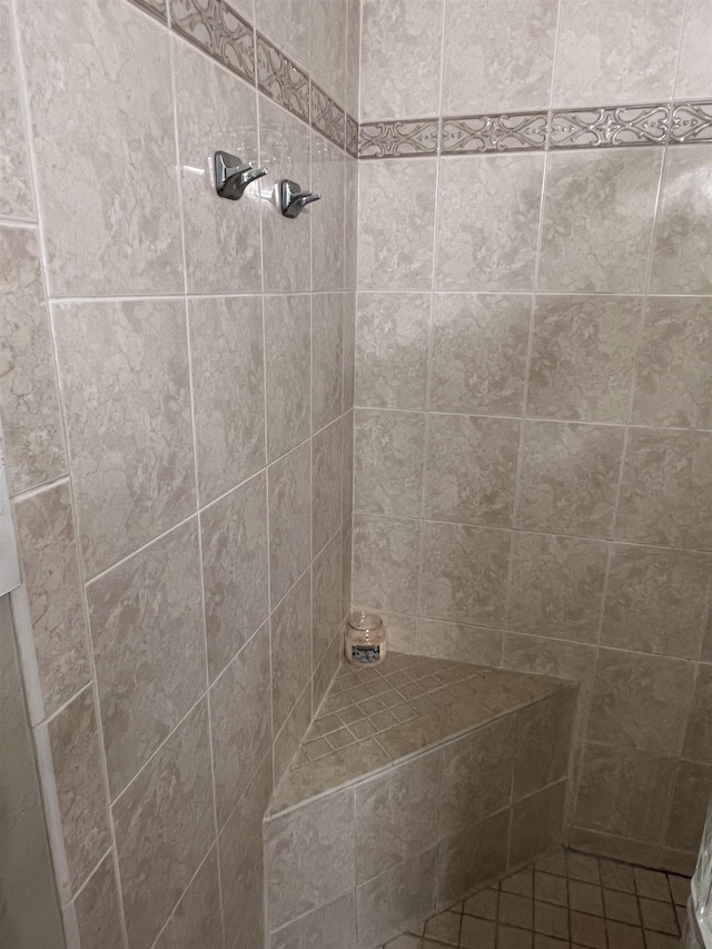715 S Kihei Rd Unit D144, Kihei, HI 96753 - bathroom with tiled shower