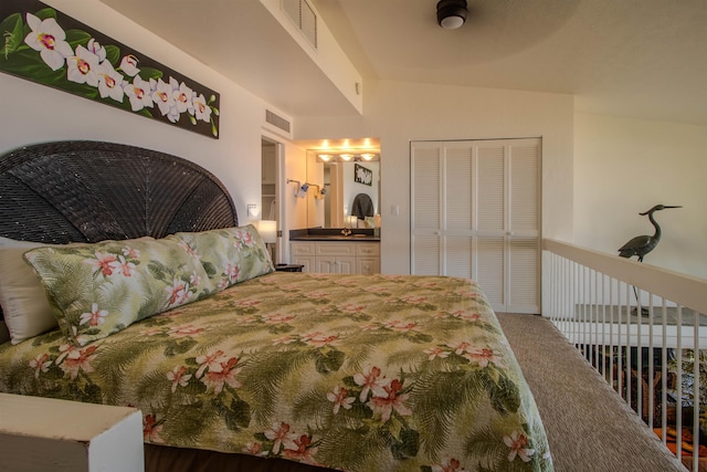 2230 S Kihei Rd Unit 9, Kihei, HI 96753 - carpeted bedroom featuring a closet
