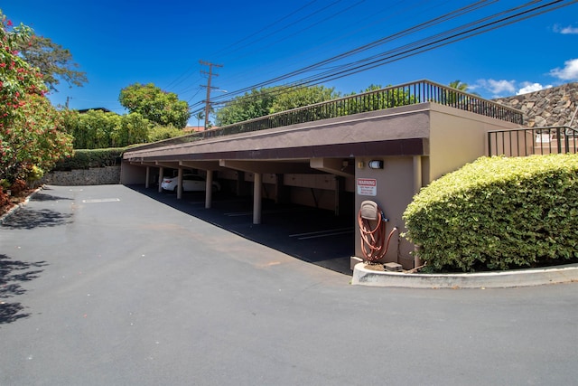 2230 S Kihei Rd Unit 9, Kihei, HI 96753 - view of covered parking lot
