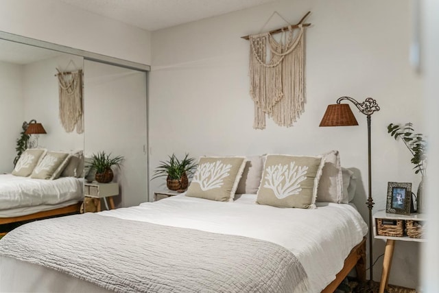 1299 Uluniu Rd Unit 103E, Kihei, HI 96753 - bedroom with a closet