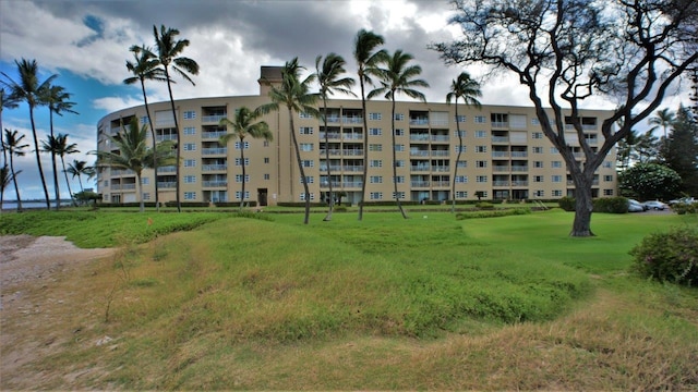 view of building exterior