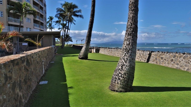 view of yard with a water view