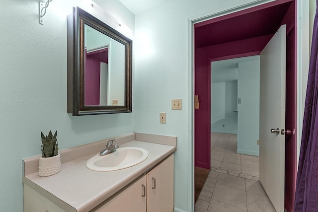 2747 S Kihei Rd Unit D102, Kihei, HI 96753 - bathroom with vanity and tile patterned floors