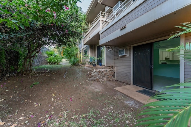 2747 S Kihei Rd Unit D102, Kihei, HI 96753 - view of yard with a wall mounted AC