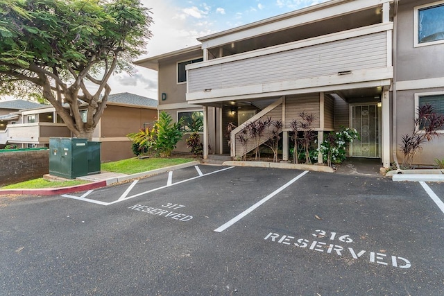 2747 S Kihei Rd Unit D102, Kihei, HI 96753 - uncovered parking lot featuring stairway