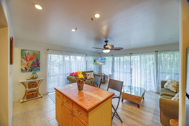 3559 Lower Honoapiilani Rd Unit 720, Lahaina, HI 96761 - dining room with healthy amount of natural light, a ceiling fan, and recessed lighting