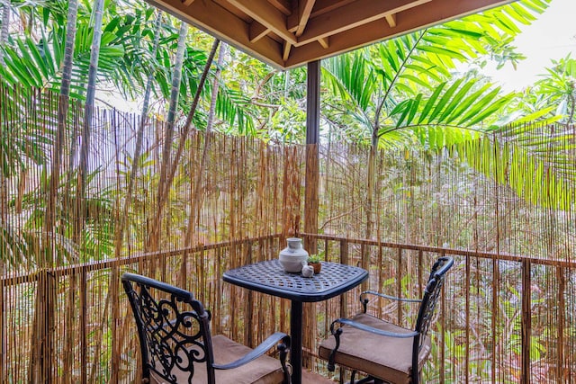 3559 Lower Honoapiilani Rd Unit 720, Lahaina, HI 96761 - view of wooden deck