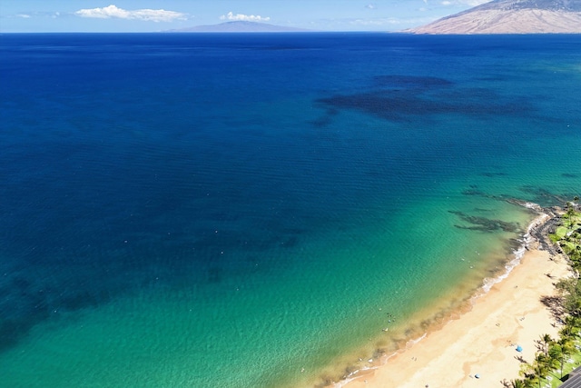 2575 S Kihei Rd Unit P-104, Kihei, HI 96753 - water view featuring mountains and local beach