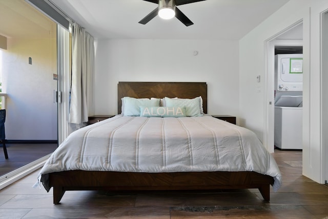 2575 S Kihei Rd Unit P-104, Kihei, HI 96753 - bedroom with stacked washer and clothes dryer, a ceiling fan, and wood finished floors