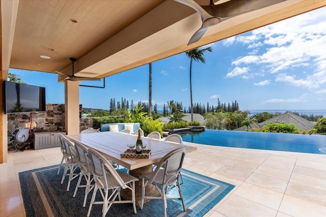 view of patio / terrace with ceiling fan