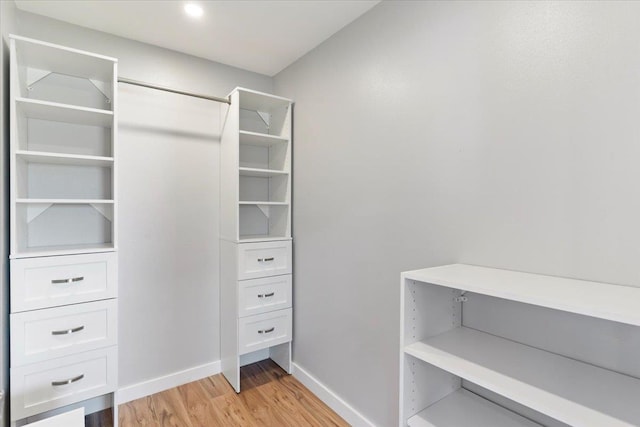 139 Mehani Pl, Kihei, HI 96753 - spacious closet with light wood-style floors