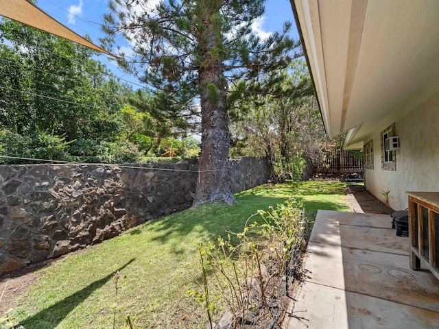 3100 Mapu Pl, Kihei, HI 96753 - fenced backyard with a patio