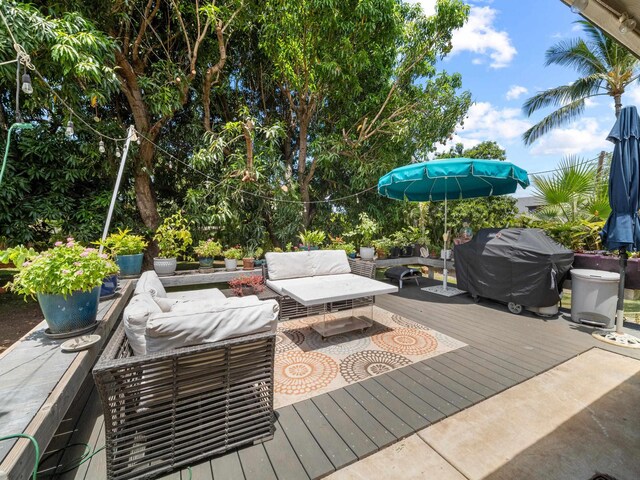 3100 Mapu Pl, Kihei, HI 96753 - deck featuring an outdoor hangout area and grilling area